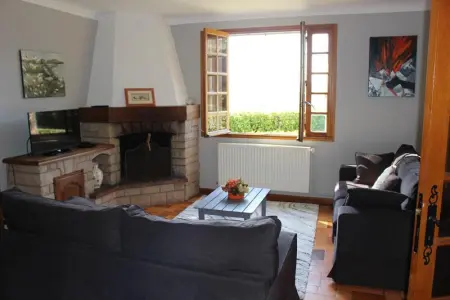 Maison chaleureuse à Langogne avec vue sur montagne - Photo 2