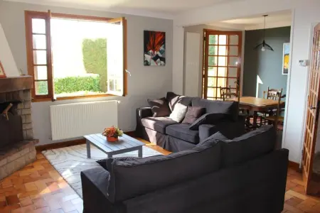 Maison chaleureuse à Langogne avec vue sur montagne - Photo 3