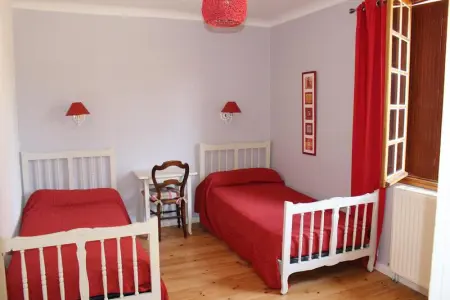 Maison chaleureuse à Langogne avec vue sur montagne - Photo 6