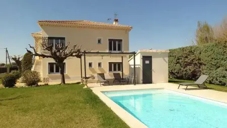 Villa à Taillades, Villa de charme à Taillades avec piscine privée - L1065559