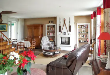 Maison confortable à Saint-Germain-du-Pert avec piscine privée - Photo 31