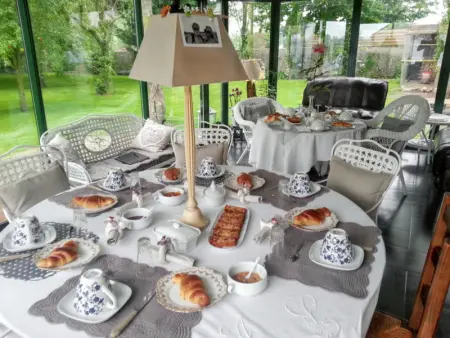 Maison confortable à Saint-Germain-du-Pert avec piscine privée - Photo 42