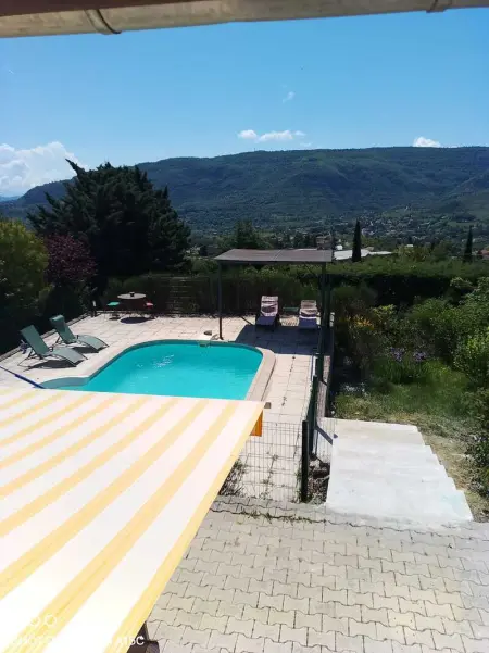 Maison paisible à Veyras avec piscine privée et vue montagne - Photo 19
