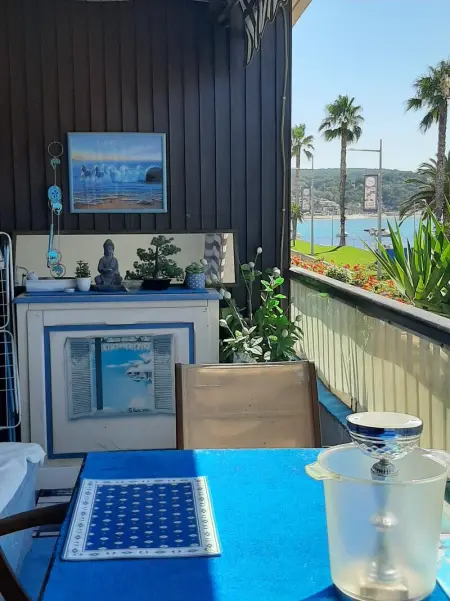 Studio charmant avec vue sur la mer à Bandol - 28 m² - Terrasse - Photo 1