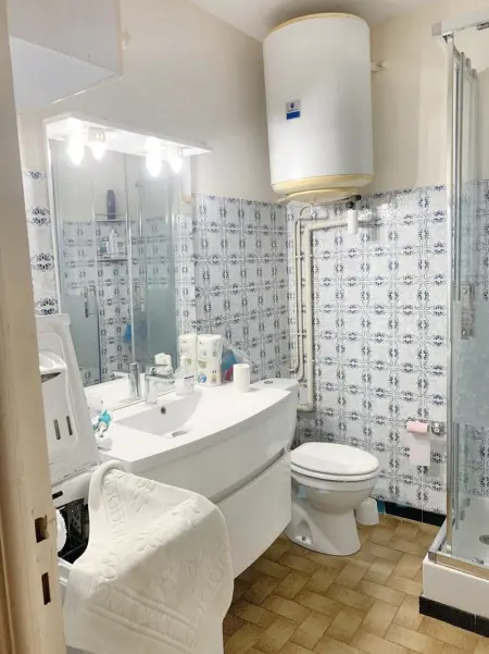 Appartement charmant à Fleury - 30 m² - Vue sur la mer - Photo 5