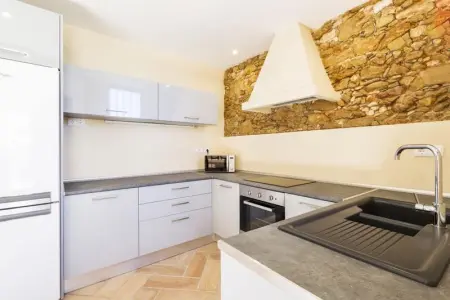 Maison spacieuse avec vue sur la mer à Quelfes, piscine partagée - Photo 7