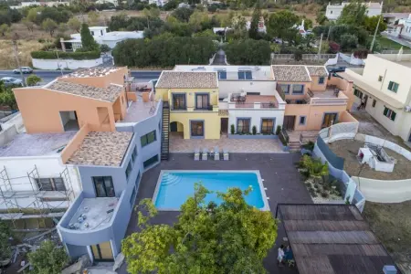 Maison spacieuse avec vue sur la mer à Quelfes, piscine partagée - Photo 35