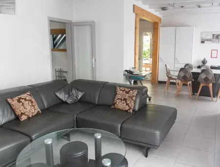 Villa spacieuse à Sainte-Eulalie-en-Born, terrasse, piscine privée - Photo 6