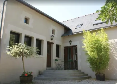 Maison à Denée, Maison familiale charmante à Denée avec jardin et loisirs - L1065766