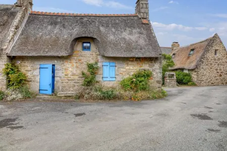 Charmante Maison en Campagne près de Nevez avec Jardin Clôturé - Photo 24