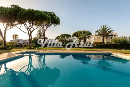 Villa élégante avec piscine privée à Quarteira - Photo 9