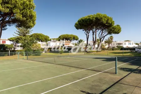 Villa élégante avec piscine privée à Quarteira - Photo 121