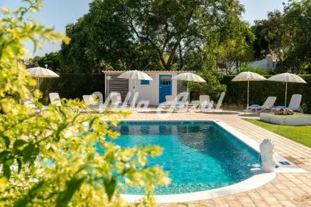Villa élégante avec piscine privée à Quarteira - Photo 128
