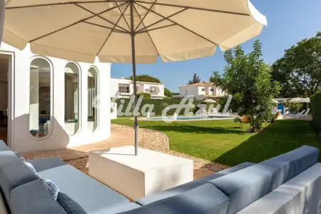 Villa élégante avec piscine privée à Quarteira - Photo 132