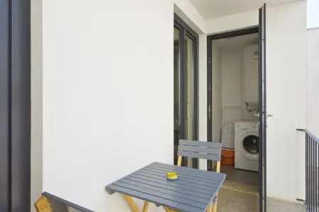 Appartement charmant à Porto - 50 m² - Confort moderne - Photo 3