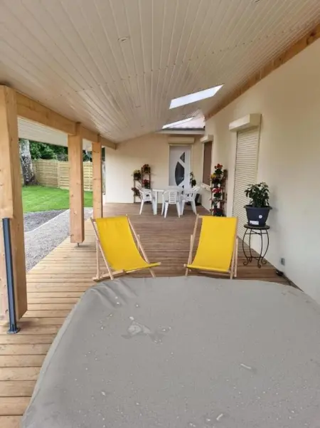 Maison à Carcans, Maison spacieuse à Carcans avec jacuzzi - L1065862