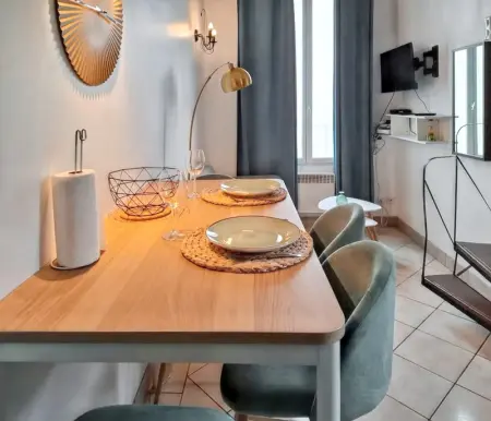 Appartement à Fontenay sous Bois, Appartement cosy à Fontenay-sous-Bois, 35 m², balcon - L1065898