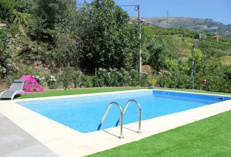 Villa paisible à São Martinho de Mouros avec piscine privée - Photo 2