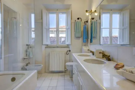 Appartement spacieux à Forte dei Marmi - Vue sur mer & Balcon - Photo 5