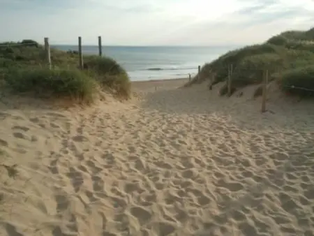 Maison chaleureuse à Notre-Dame-de-Monts avec terrasse - Photo 10