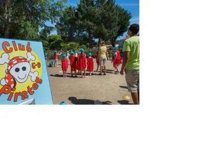 Bungalow charmant Gastes piscine privée, Bungalow 7 personnes à Gastes - Photo 14