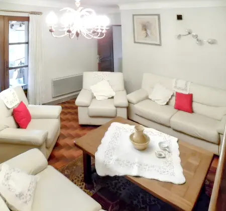 Villa spacieuse à Lioux avec piscine privée et vue montagne - Photo 14