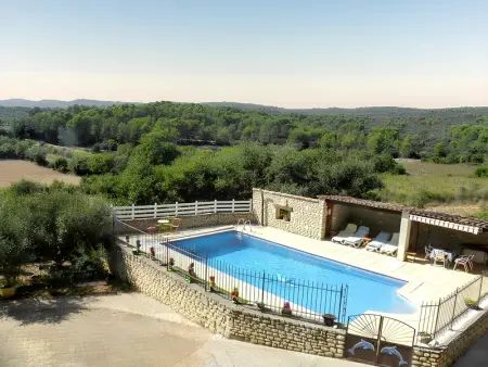 Villa spacieuse à Lioux avec piscine privée et vue montagne - Photo 16
