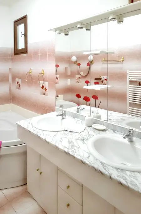 Villa spacieuse à Lioux avec piscine privée et vue montagne - Photo 17