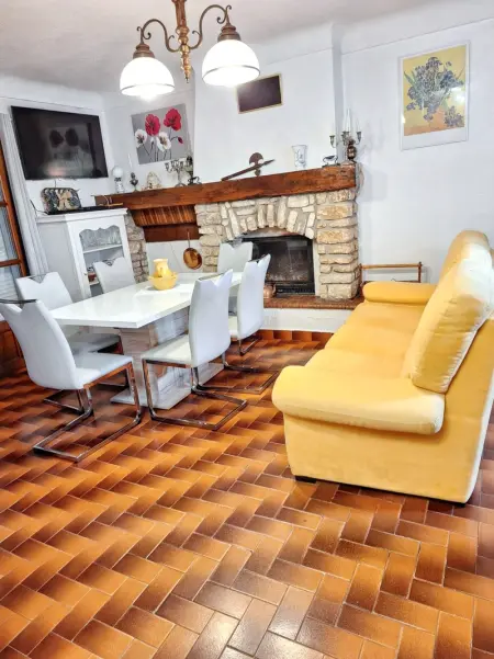 Villa spacieuse à Lioux avec piscine privée et vue montagne - Photo 23