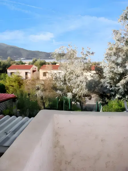 Maison accueillante à Calcatoggio avec jardin clôturé. - Photo 2