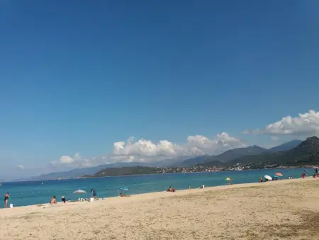 Maison accueillante à Calcatoggio avec jardin clôturé. - Photo 13