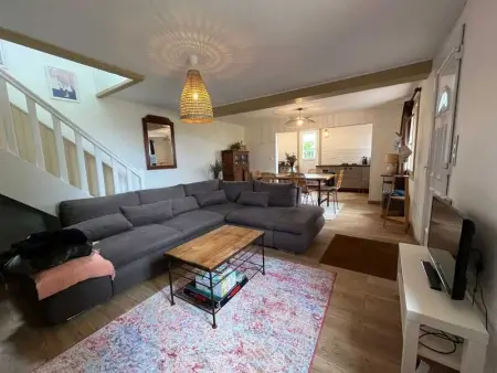 Maison charmante à Bec-de-Mortagne avec jardin clôturé - Photo 3