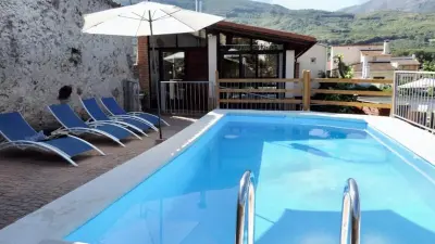 Villa à Jerte, Villa élégante avec piscine privée à Jerte - L1066109