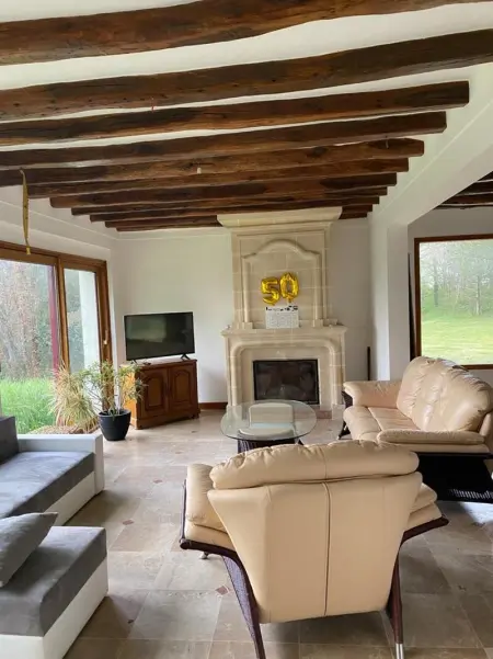 Maison de caractère à Mouterre-Silly avec grand jardin - Photo 13