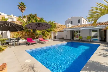Villa à Calpe, Villa méditerranéenne à Calpe avec piscine privée. - L1066189