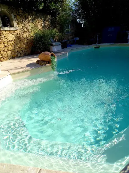 Appartement charmant avec piscine - Salon-de-Provence - 48m² - Photo 10