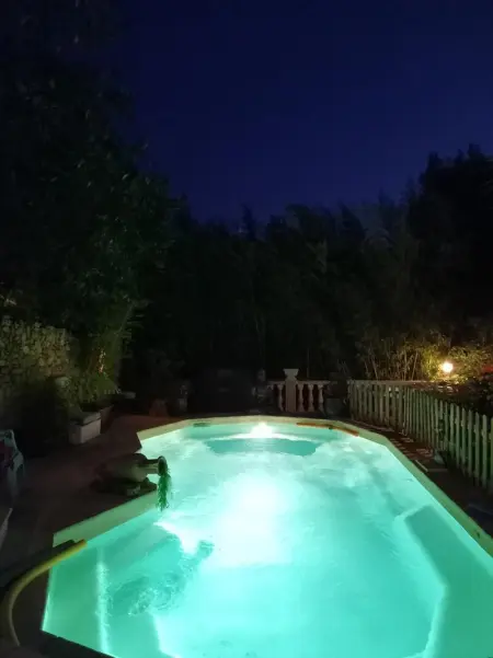 Appartement charmant avec piscine - Salon-de-Provence - 48m² - Photo 11