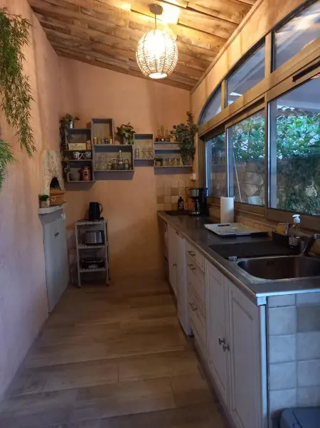 Appartement charmant avec piscine - Salon-de-Provence - 48m² - Photo 14