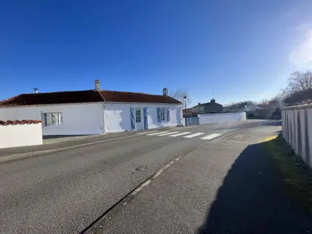 Maison familiale accueillante à Saint-Michel-en-l'Herm avec jardin - Photo 17
