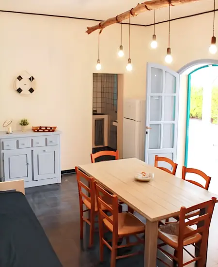 Maison charmante avec jardin à Monopoli, accès direct à la plage. - Photo 7