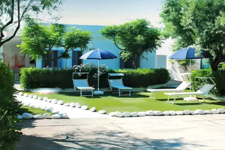 Maison charmante avec jardin à Monopoli, accès direct à la plage. - Photo 25