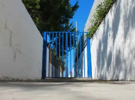 Maison charmante avec jardin à Monopoli, accès direct à la plage. - Photo 27