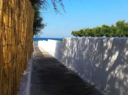 Maison charmante avec jardin à Monopoli, accès direct à la plage. - Photo 28