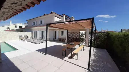Maison à São Simão, Maison élégante Rua dos Cometas avec piscine - L1066302