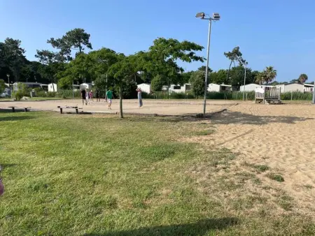 Bungalow familial à Lège-Cap-Ferret avec piscine partagée - Photo 24