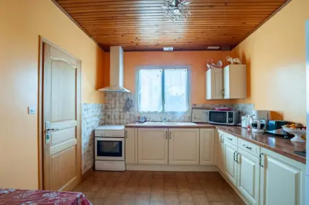 Maison charmante à Eymet, grand jardin et terrasse - Photo 7