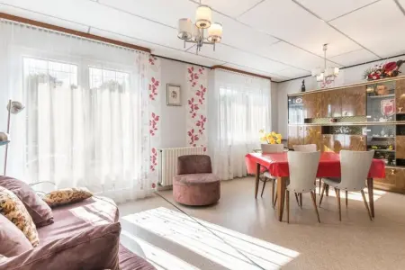 Maison chaleureuse à Champagney avec vue sur la montagne - Photo 1