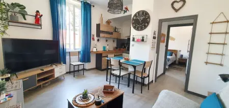 Appartement à Carcassonne, Charmant appartement à Carcassonne avec vue sur le jardin - 35m² - L1066335