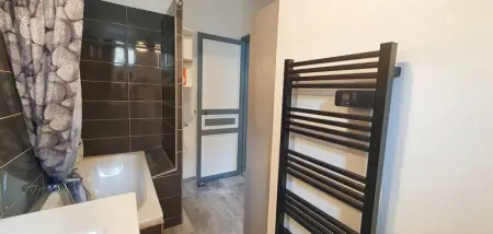 Charmant appartement à Carcassonne avec vue sur le jardin - 35m² - Photo 8