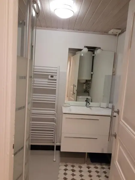 Appartement cosy à Langogne 65 m² avec jardin terrasse - Photo 5